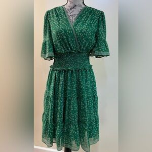 Max Studio Green Floral Short Sleeve Dress